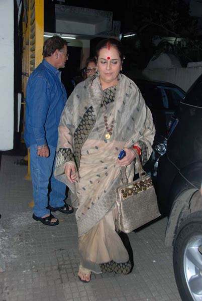 'गुजारिश' की स्‍क्रीनिंग में जुटे बॉलीवुड सितारे...