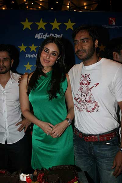 'गोलमाल-3' की सफलता का जश्‍न | हसीनों की दिलकश अदाएं