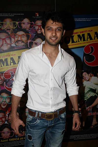 'गोलमाल-3' की सफलता का जश्‍न | हसीनों की दिलकश अदाएं