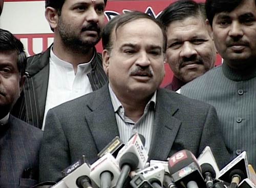 बिहार चुनाव के नतीजों ने चढ़ाया सियासी पारा