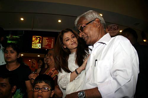 दर्शकों ने सराही ऋतिक और ऐश की 'गुजारिश'