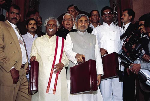 इंजीनियर नीतीश से विकास पुरुष नीतीश तक का सफर । पढ़ें