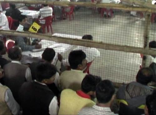 बिहार चुनाव के नतीजों ने चढ़ाया सियासी पारा