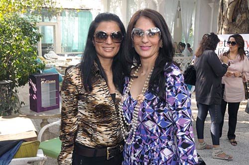 ब्रांड प्रमोशन करती सोनम और करीना । 'गोलमाल-3' की सफलता