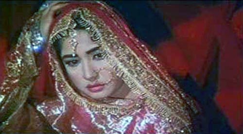 सर्वश्रेष्‍ठ अभिनेत्रियों पर नजर | संसद पहुंचे आमिर