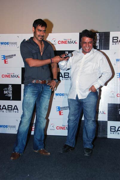 'दिल तो बच्‍चा है' की पहली झलक