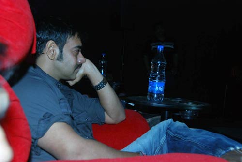 'दिल तो बच्‍चा है' की पहली झलक