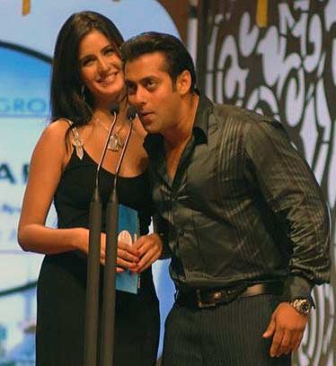 आइटम नंबर पर ‘हां’ और ‘ना’ | हॉट 'आइटम गर्ल'