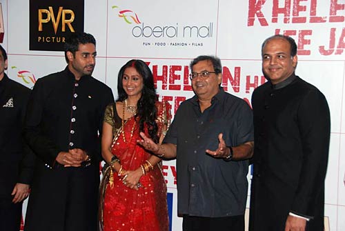 फिल्‍म 'खेलें हम जी जान से' का प्रीमियर | दीपिका के जलवे