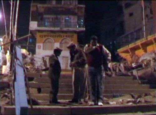 बनारस में हुए ब्‍लास्‍ट की तस्‍वीरें | घाटों का शहर