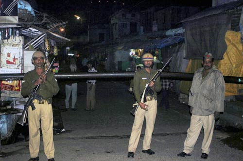 बनारस में हुए ब्‍लास्‍ट की तस्‍वीरें | घाटों का शहर