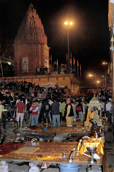 बनारस में हुए ब्‍लास्‍ट की तस्‍वीरें | घाटों का शहर