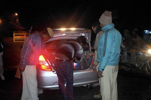 बनारस में हुए ब्‍लास्‍ट की तस्‍वीरें | घाटों का शहर