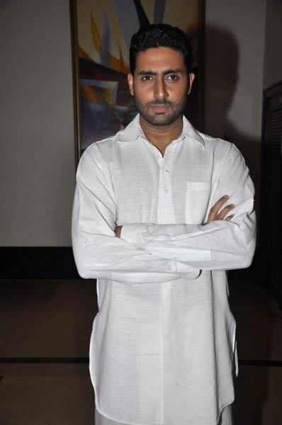 साल 2010 में इन्‍होंने बटोरी सुर्खियां |   2010 की टॉप फिल्‍में