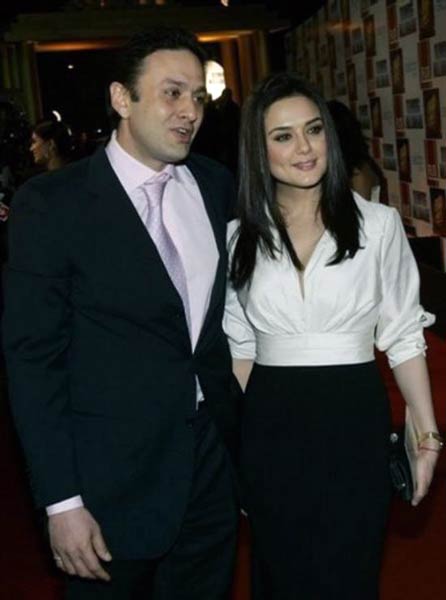 टूटा सितारों का दिल | 2010 में नहीं बिकी इनकी टिकटें