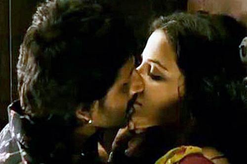 किस्‍सा बॉलीवुड के 'किस' का |   हुस्‍न जो दीवाना बना दे...