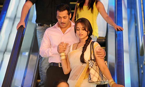 24 की हुई 'रज्‍जो' | बॉलीवुड की सबसे सेक्‍सी दुल्‍हन