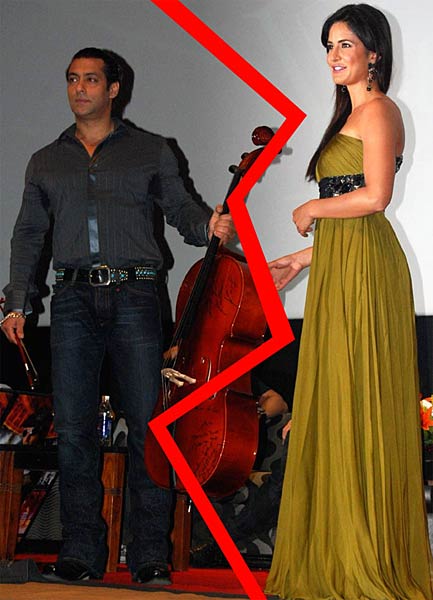 2010 में विवादों से रहा सितारों का नाता |   2010 की टॉप फिल्‍में