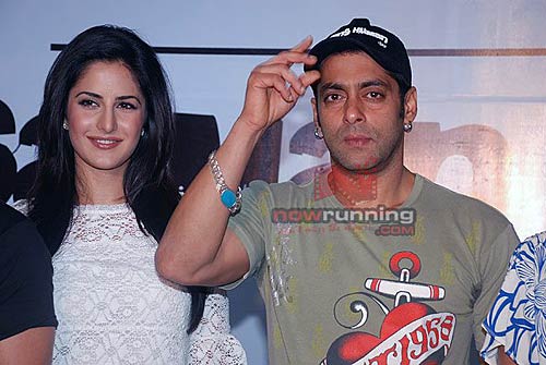 2010 में विवादों से रहा सितारों का नाता |   2010 की टॉप फिल्‍में