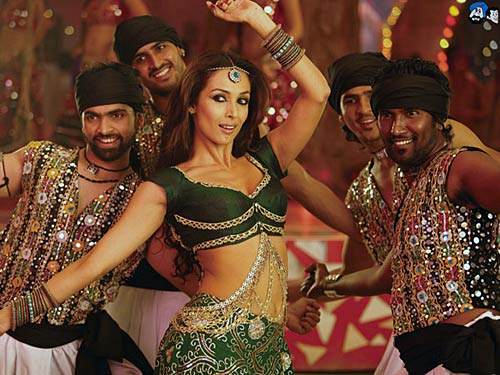 2010 में विवादों से रहा सितारों का नाता |   2010 की टॉप फिल्‍में