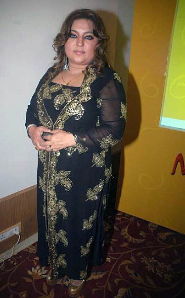 2010 में विवादों से रहा सितारों का नाता |   2010 की टॉप फिल्‍में