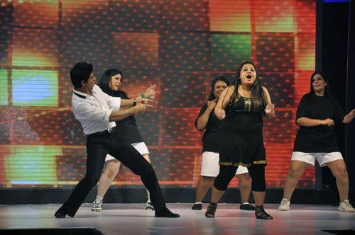 रैंप पर बिकनी मॉडल्‍स | 'सात खून...' में प्रियंका