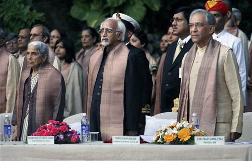 पिछले सप्‍ताह को करें तस्‍वीरों में याद |   2010 की टॉप फिल्‍में