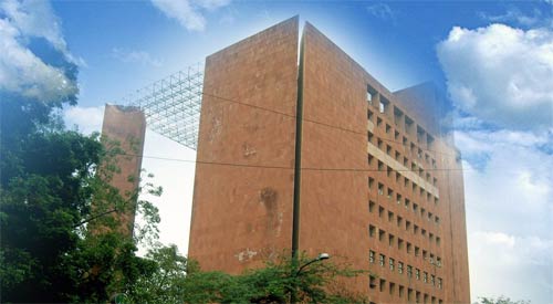 घोटालों से भरा साल रहा 2010 |  अभूतपूर्व फैसलों का वर्ष