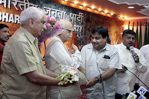 राजनीतिक घटनाक्रम 2010  |   साल की टॉप फिल्‍में