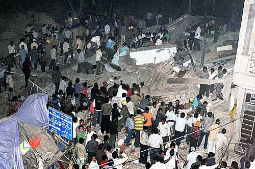 राजनीतिक घटनाक्रम 2010  |   साल की टॉप फिल्‍में