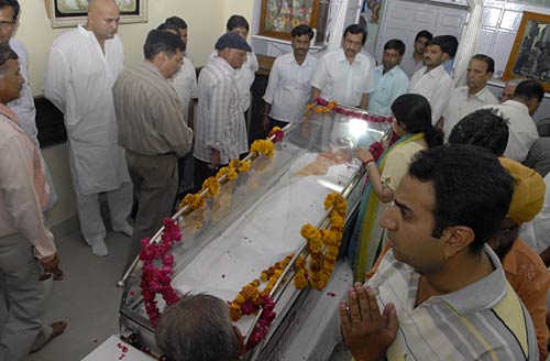 राजनीतिक घटनाक्रम 2010  |   साल की टॉप फिल्‍में