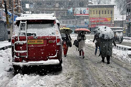 कश्मीर में मौसम की पहली बर्फबारी | '...तो लौटेगा हिमयुग’