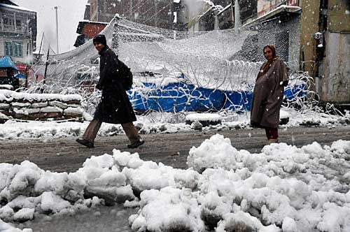 कश्मीर में मौसम की पहली बर्फबारी | '...तो लौटेगा हिमयुग’