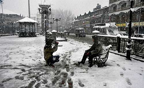 कश्मीर में मौसम की पहली बर्फबारी | '...तो लौटेगा हिमयुग’