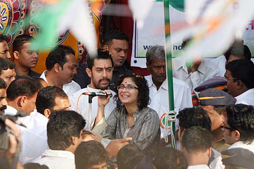 गणतंत्र दिवस पर धोबी घाट पहुंचे आमिर