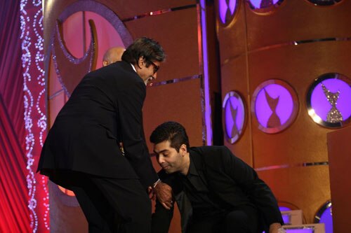 अप्‍सरा अवॉर्ड में सितारों की धूम । सितारों की मस्‍ती