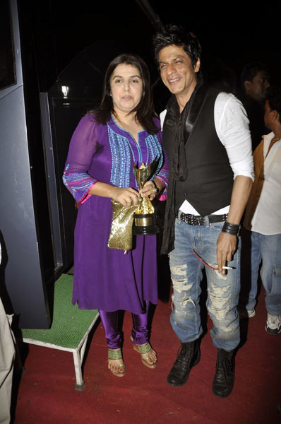 अप्‍सरा अवॉर्ड में सितारों की धूम । सितारों की मस्‍ती