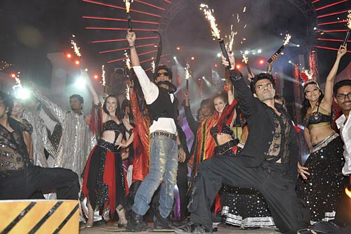 अप्‍सरा अवॉर्ड में सितारों की मस्‍ती   | ग्लैमर का तड़का