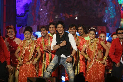 अप्‍सरा अवॉर्ड में सितारों की मस्‍ती   | ग्लैमर का तड़का