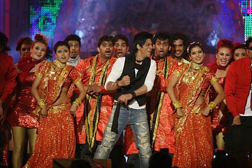 अप्‍सरा अवॉर्ड में सितारों की मस्‍ती   | ग्लैमर का तड़का