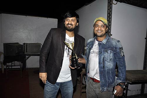 अप्‍सरा अवॉर्ड में सितारों की धूम । सितारों की मस्‍ती