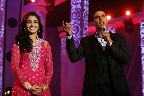 अप्‍सरा अवॉर्ड में सितारों की धूम । सितारों की मस्‍ती