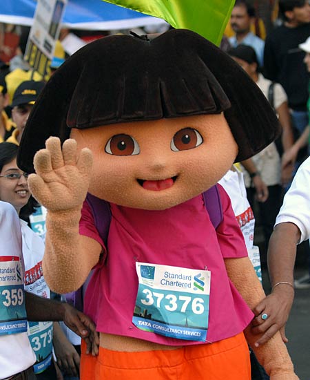 मैराथन में जमकर दौड़ी मुंबई...