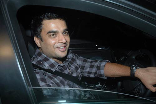 'धोबी घाट' की स्‍पेशल स्‍क्रीनिंग  | हसीनों की दिलकश अदाएं