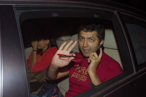 'धोबी घाट' की स्‍पेशल स्‍क्रीनिंग  | हसीनों की दिलकश अदाएं