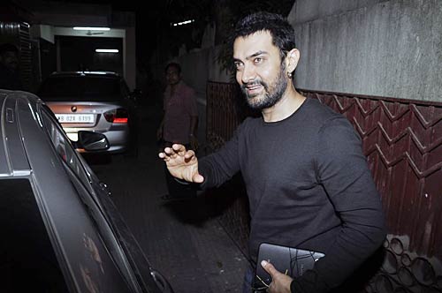 'धोबी घाट' की स्‍पेशल स्‍क्रीनिंग  | हसीनों की दिलकश अदाएं