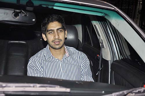 'धोबी घाट' की स्‍पेशल स्‍क्रीनिंग  | हसीनों की दिलकश अदाएं