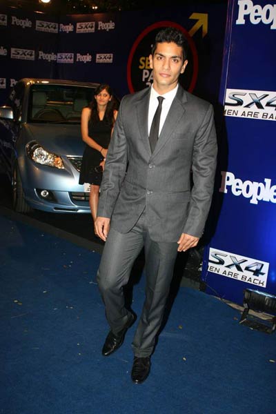 'द सेक्‍सियेस्‍ट पार्टी 2010' की रौनक | किंगफिशर का कैलेंडर