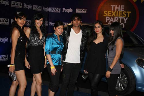 'द सेक्‍सियेस्‍ट पार्टी 2010' की रौनक | किंगफिशर का कैलेंडर