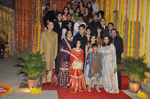 एक दूजे के हुए इमरान और अवंतिका |   इमरान ने की सगाई